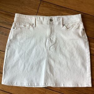 ‎Levi’s Denim Mini Skirt